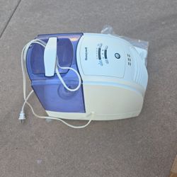 Honeywell HUMIDIFIER Like New