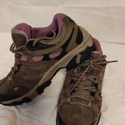 Hiking Shoes 
