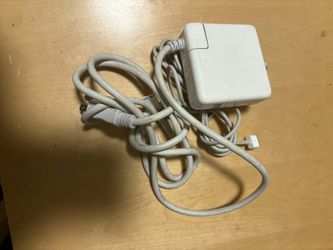 MACBOOK CHARGER