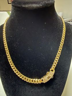 Monaco style Chain