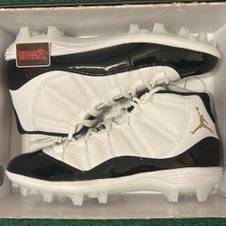 Air Jordan 11 Mid TD ‘Graditude’