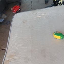 Gratis Colchon Individual Y Otro Matrimonial 