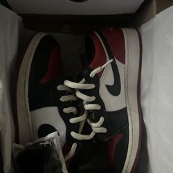 Jordan 1 Low Bread Toe