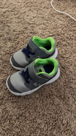 Nike kids shoes size US 6C
