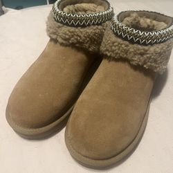Ugg
