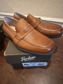 Florsheim kids Tan Brown shoe Size 2M