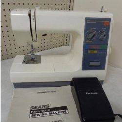 Kenmore Sewing (contact info removed)180 Free-Arm 24- Stitch Machine W/pedal, Extras Nice !