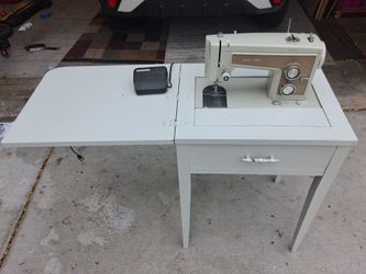 Vintage Sears Kenmore Sewing Machine w/Table & Pedal 158.13200 ALL WORKS