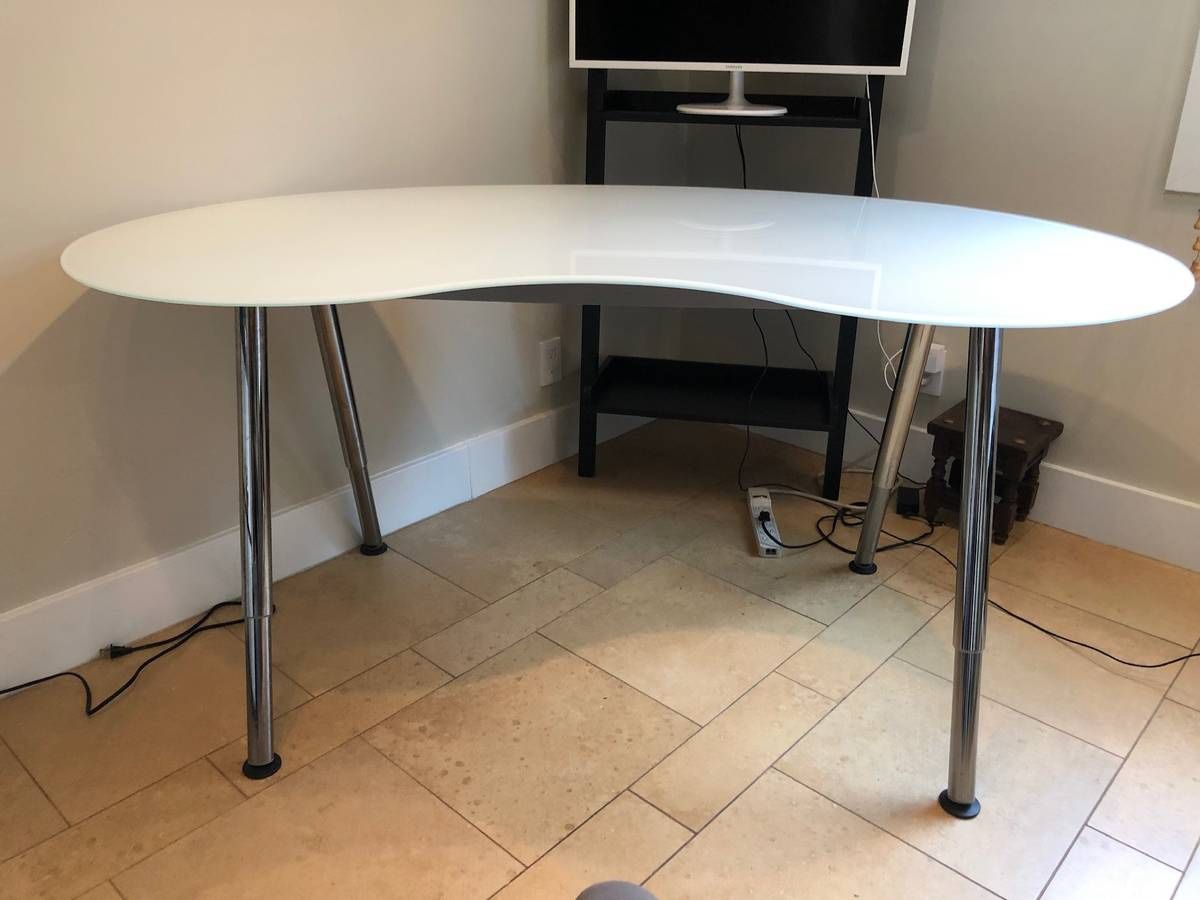 Modern glass kidneys shape desk 63”/32”/31”