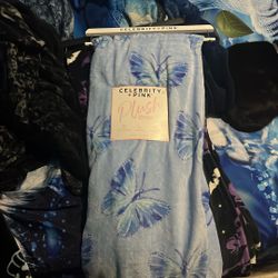 Celebrity Pink Plush Throw