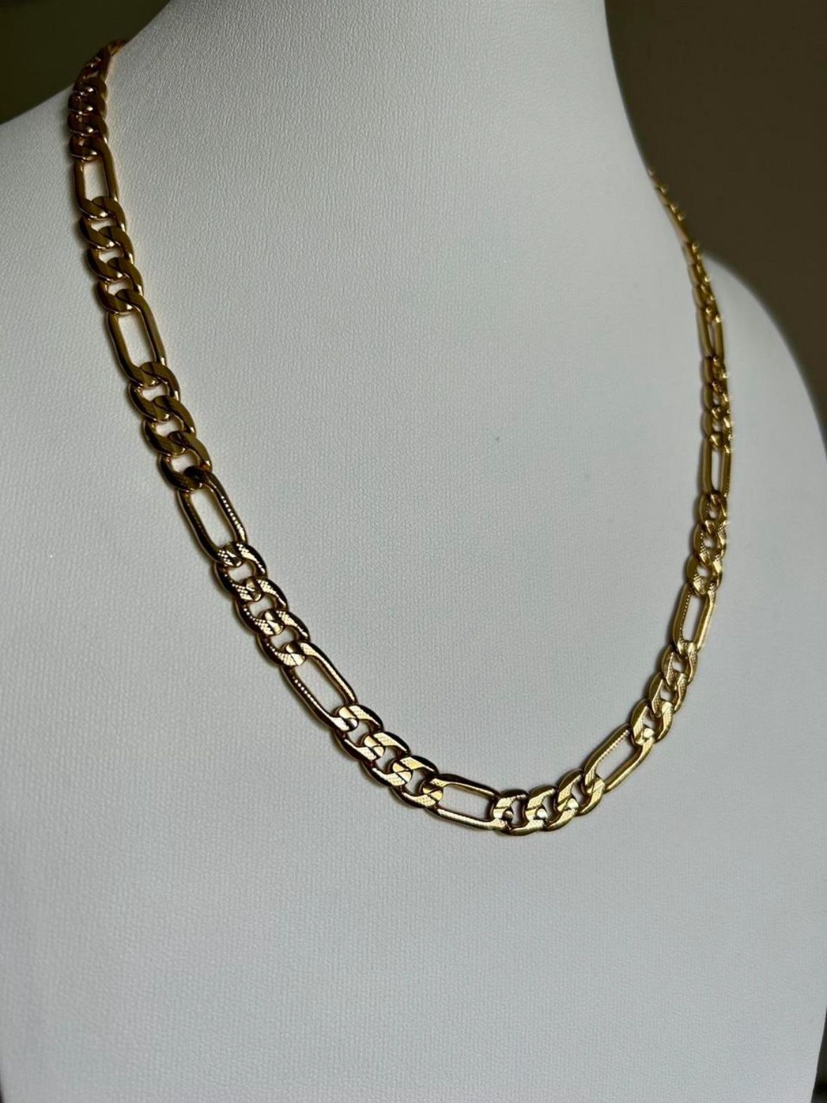 14k Gold Diamond Cut Figaro Chain