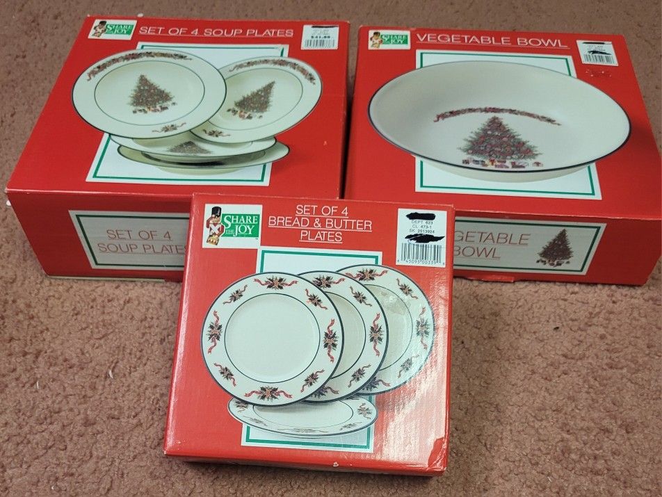 Holiday Dinnerware - New in Box