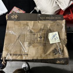 USX-MOUNT full motion TV wall mount