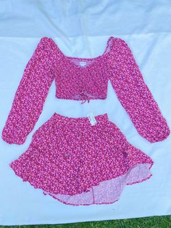 2-Piece Flower Top and Skirt Set