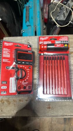 Milwaukee, digital multimeter insulated screwdrivers