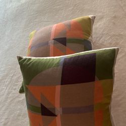 Crate & Barrel Throw Pillows/decorations