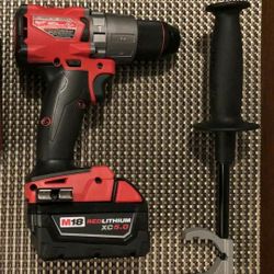 Milwaukee hammer dril + bateria 5.0ah Auto Stop 
