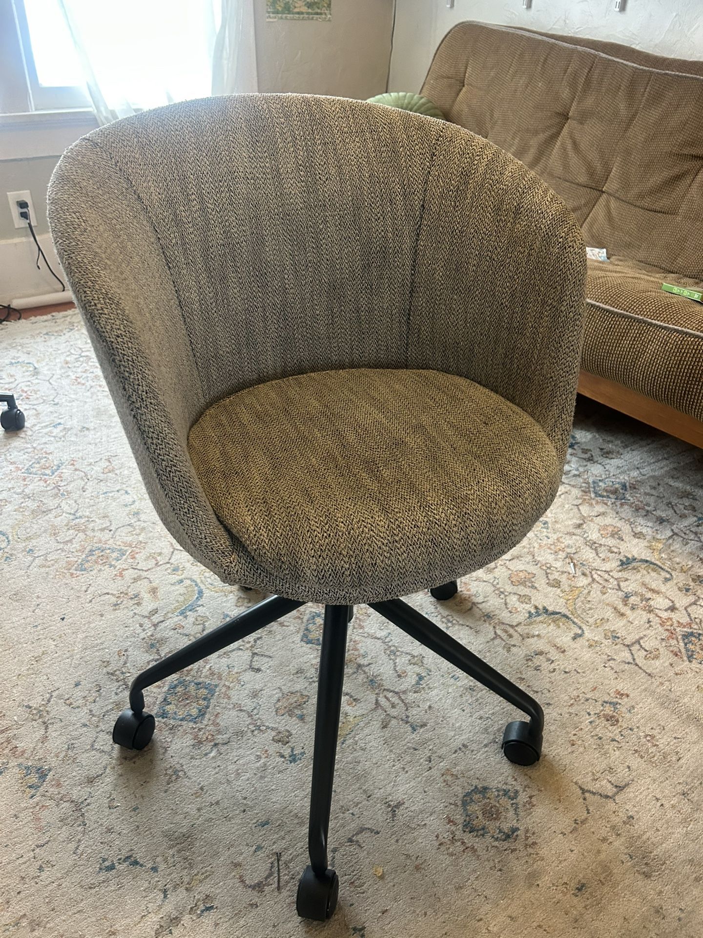 Trendy Grey Desk Chair