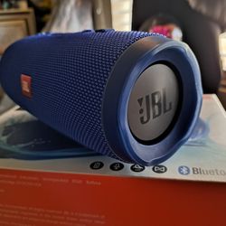 JBL Charge  - Altavoz portátil con Bluetooth inalámbrico, resistente al agua
