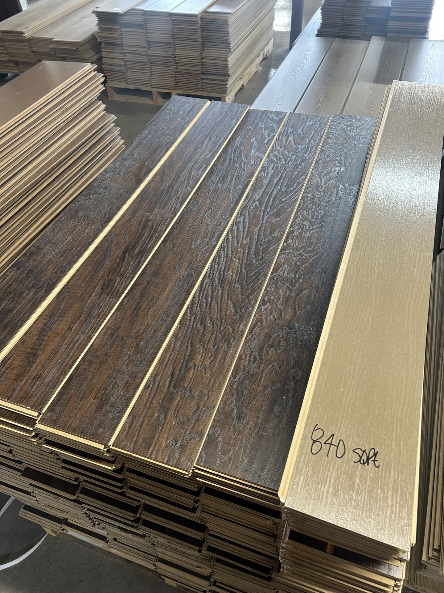 Brand New Laminate Flooring Sold By The Square Foot