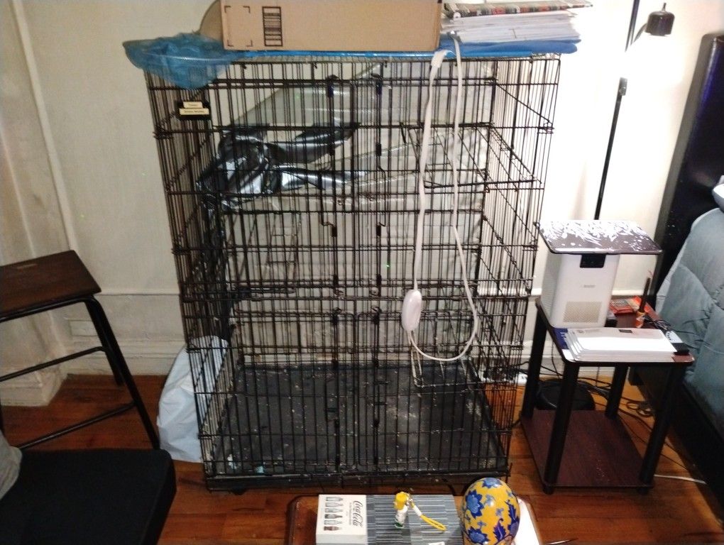 Used Large Bird, Reptile Or Cat Cage.