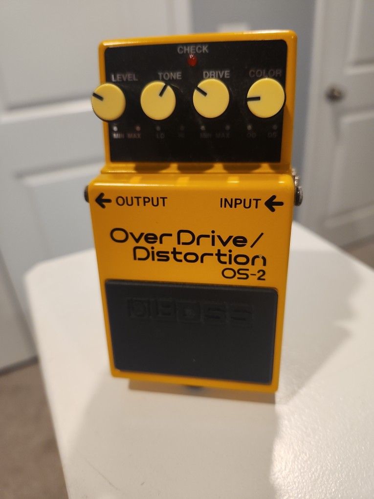BOSS Guitar Pedal