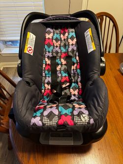 Purple butterfly infant car seat