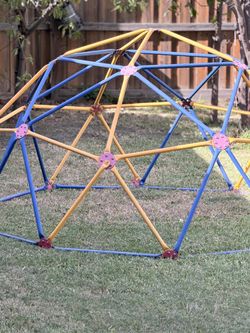 Kids Outdoor Geometric Dome Climber