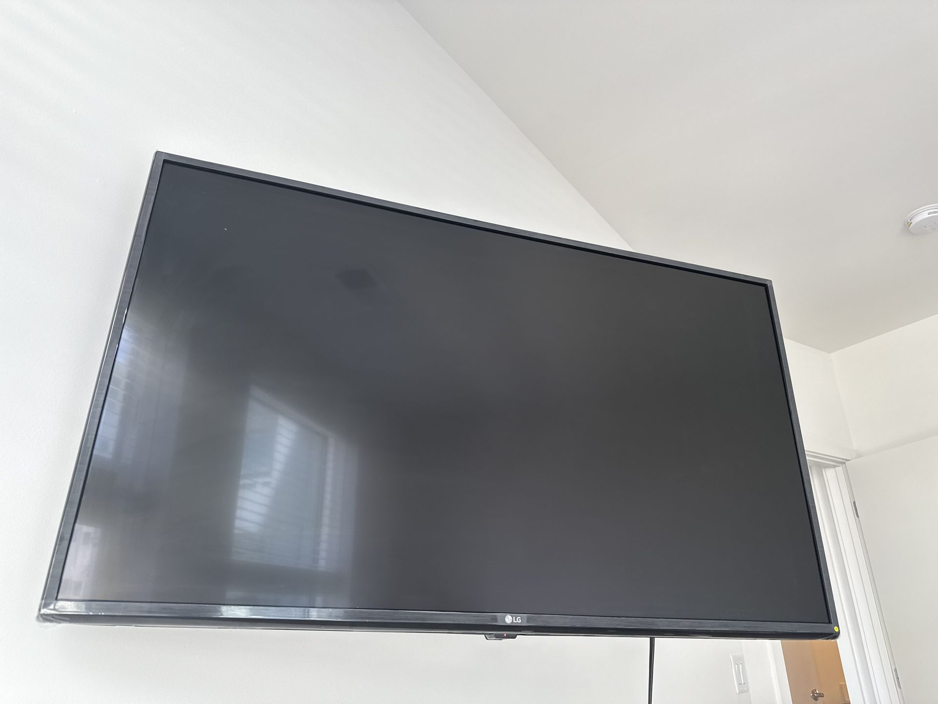 43 In LG SMART TV