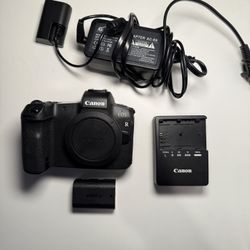 Canon EOS R Mirrorless Camera Body + Battery & Charger