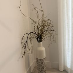 Decorative Vase 