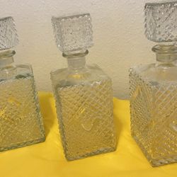 Collection Of Vintage Decor Items 