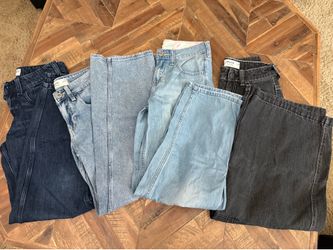 Hollister jeans size 23 like new