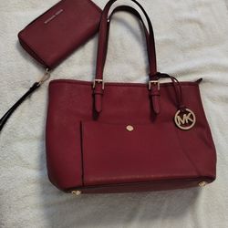 Mk Purse And Wallet 