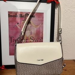 Calvin Klein  Shoulder Bag 