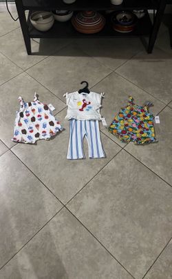 Old Navy Baby Girl’s 2 Piece Outfit and Rompers, Size 0-3 Months, 3-6 Months