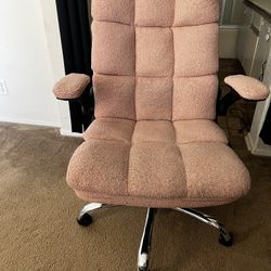 Pink Desk Chair 