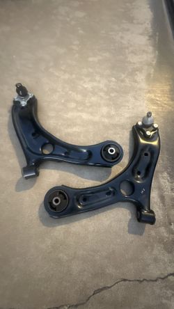 2016-2020 Hyundai Tucson Lower Control Arms