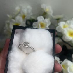 1ct Diamond Engagement Ring – Platinum – Size 7