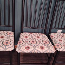 4 Dinning Chairs