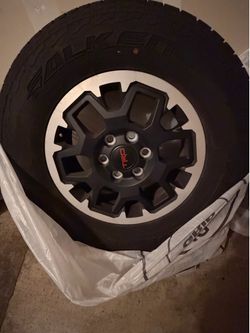 4 Tires with Rim