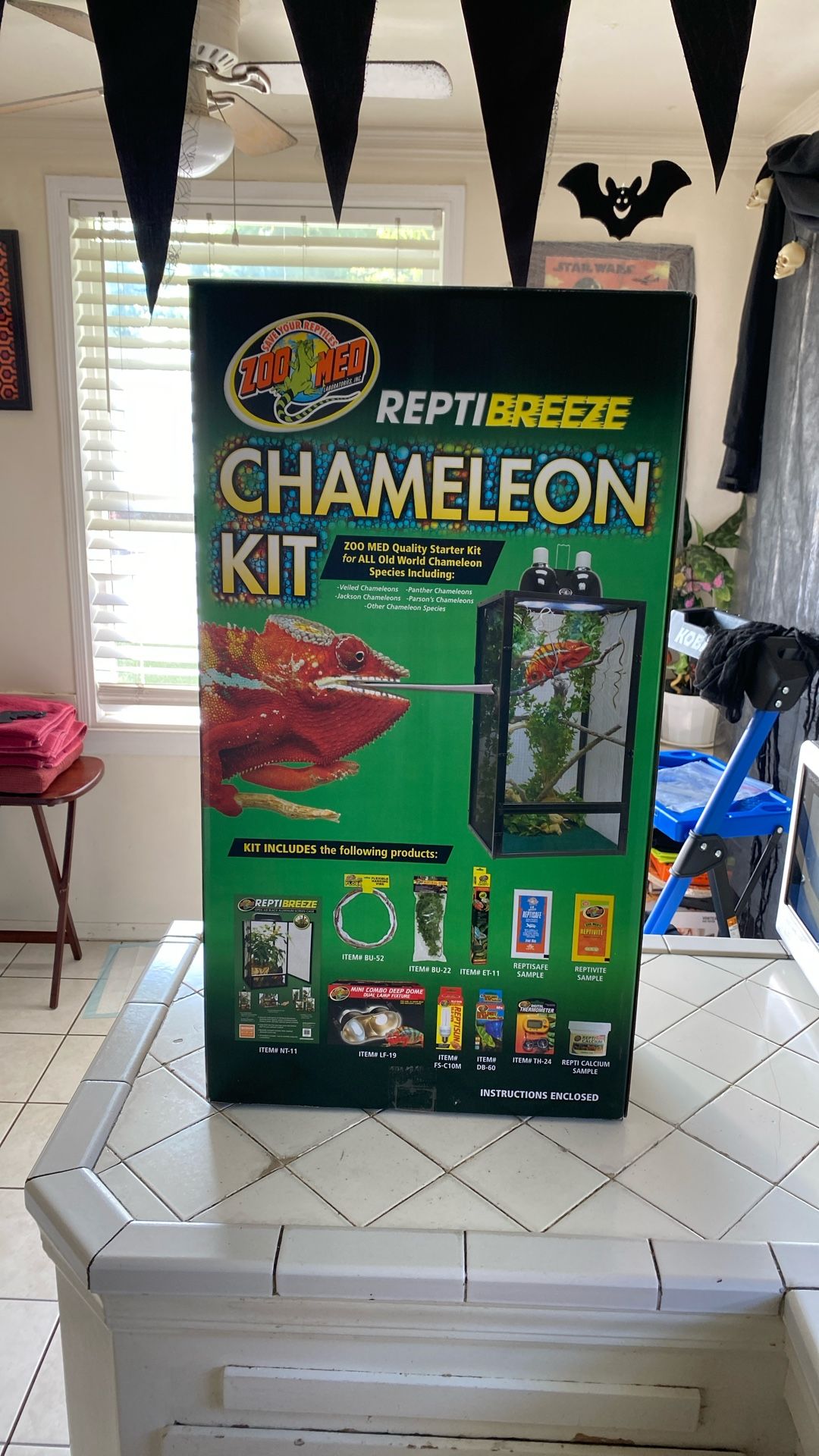 Chameleon Kit Zoo Med ReptiBreeze 1st $100 Takes It Firm!!