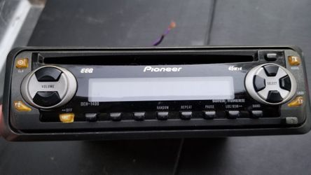 PIONEER DHE-1400 CAR STEREO MP3