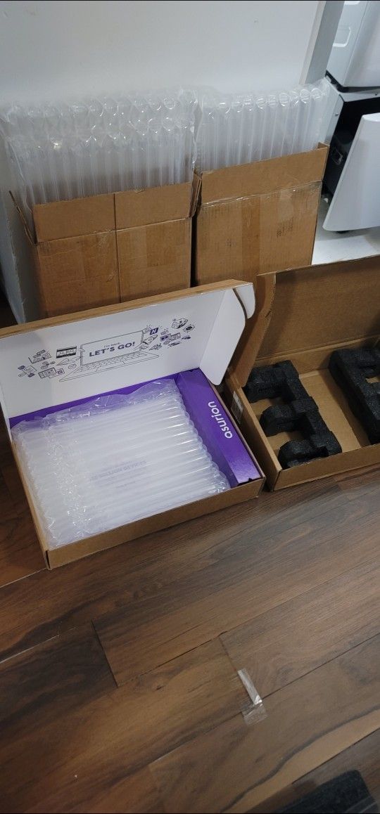4 Laptop Shipping boxes with protective sleeve $10 each
