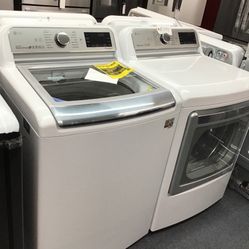 New Scratch And Dent LG Washer And Dryer Set. 1 year Warranty 