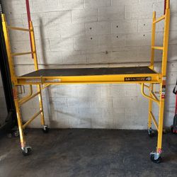 Safeclimb 6 ft. Baker Scaffold with Platform and Included Trap Door, 1250 lbs. Load Capacity