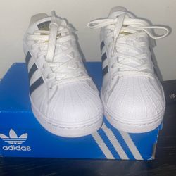 Adidas Men’s/Women’s Shoes Size 5.5 