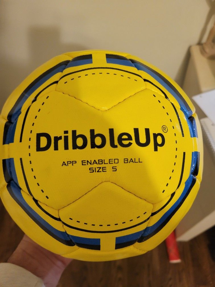 DribbleUp Smart Soccer Ball