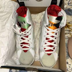 Air Jordan 7 White Red Sneakers