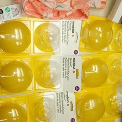 super medela  BABY BUNDLE all new shields &case w/unit embe seaddle  bluey  at &jack size 4t 